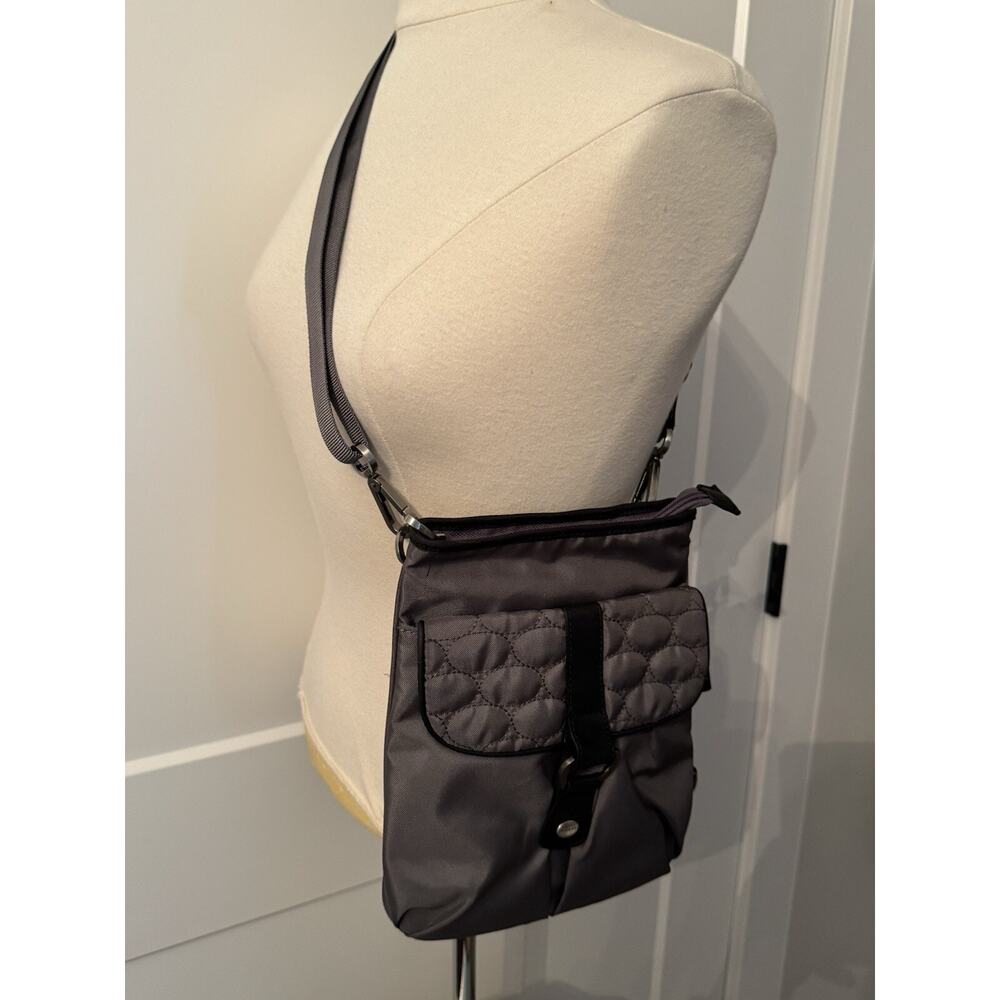 Mosey Life by Baggallini Caster Cross Body Purse Gray Lavender Lining Preowned - Picture 14 of 14